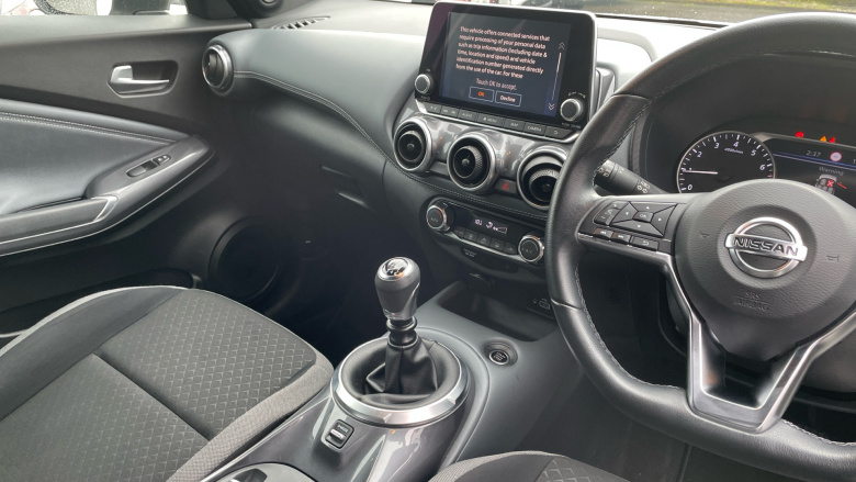 Nissan Juke 1.0 DiG-T 114 N-Connecta 5dr Petrol Hatchback